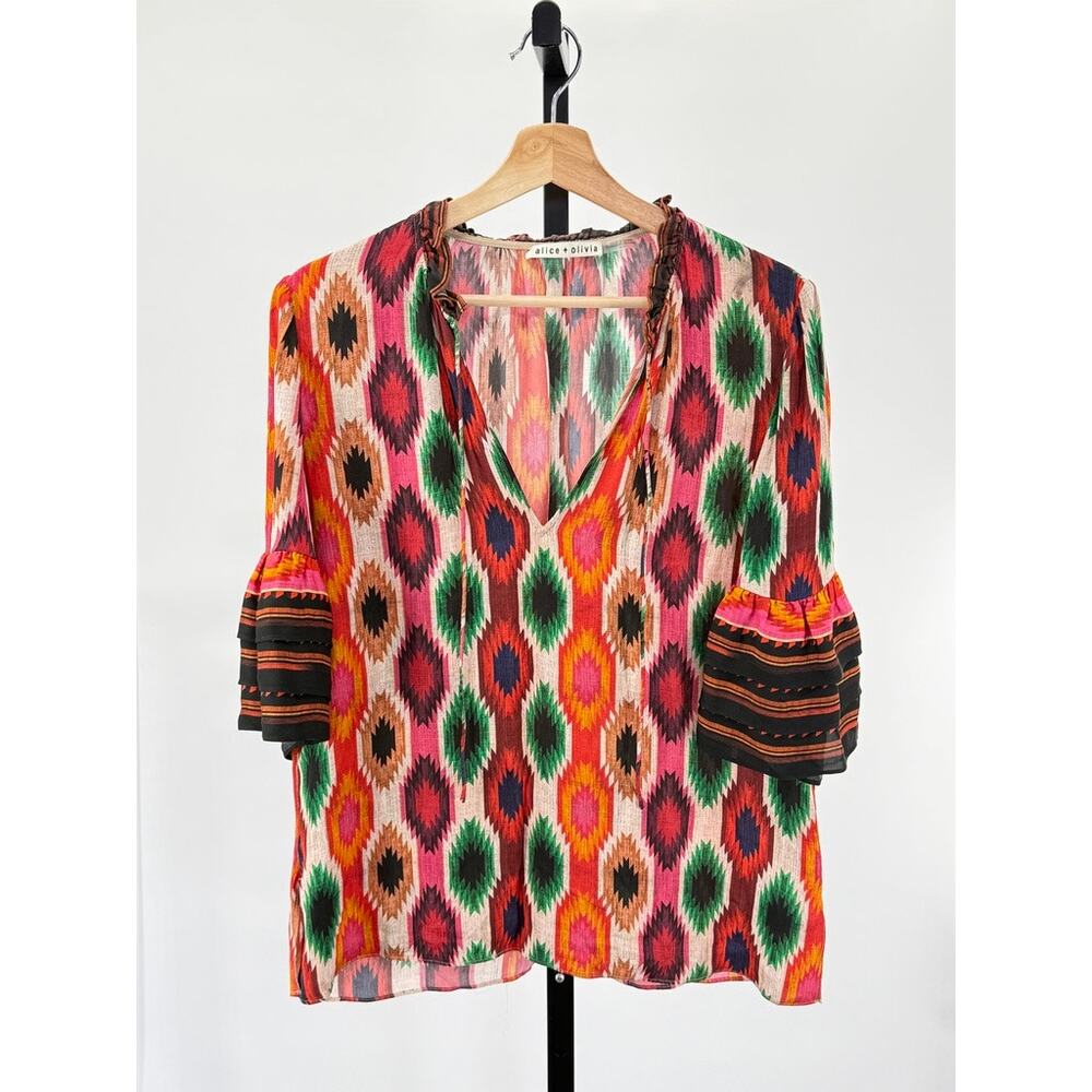 Alice + Olivia Bell Sleeve M Tunic Blouse Boho Tribal Southwestern Aztec